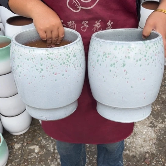 红陶20CM以下口19高24瑕疵