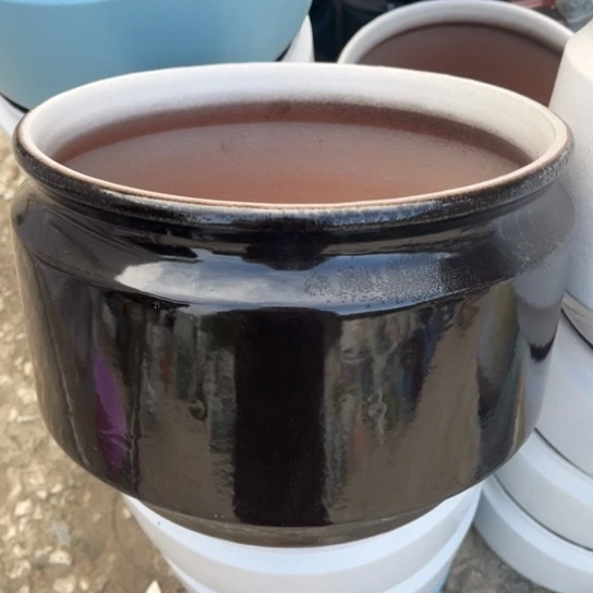 红陶20CM以下口30高22瑕疵