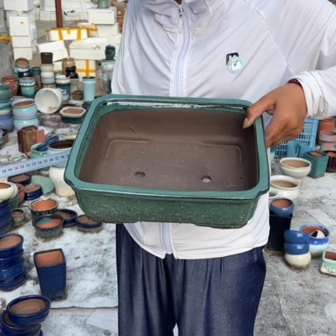 红陶20CM以下长29宽25高9瑕疵