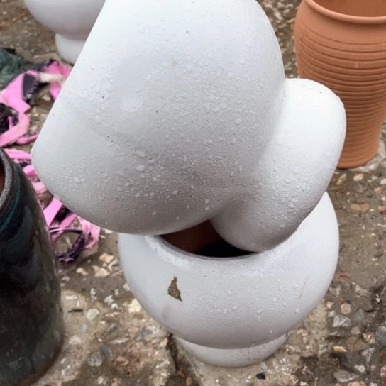 红陶20CM以下口15高22瑕疵