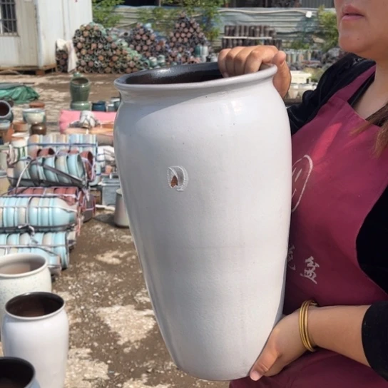 红陶20CM以下口20高41瑕疵