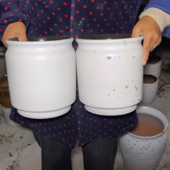 红陶口18高21瑕疵