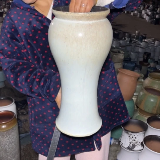 红陶20CM以下口18高43