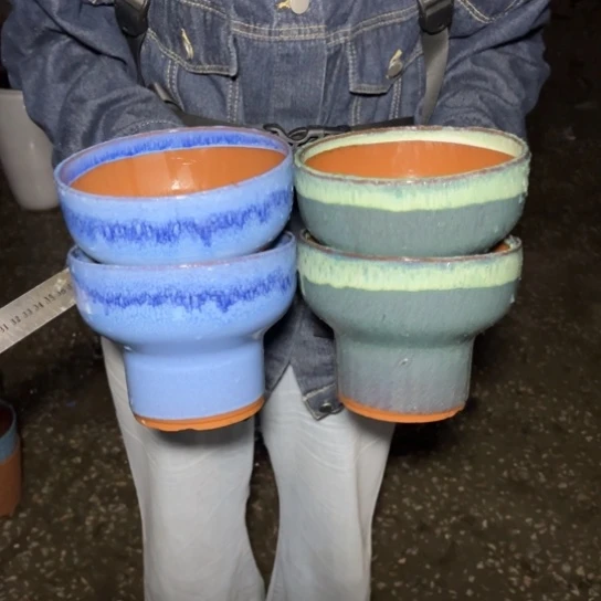 红陶20CM以下口15高12瑕疵