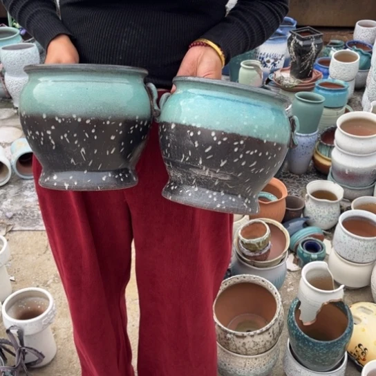 红陶20CM以下口18高18瑕疵