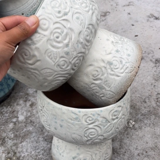 红陶20CM以下口18高20瑕疵