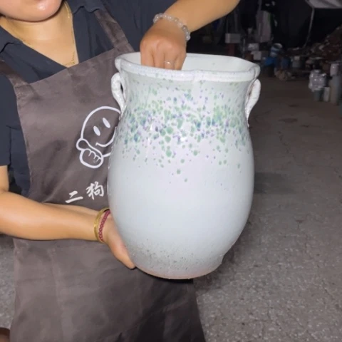 红陶20CM以下口22高33
