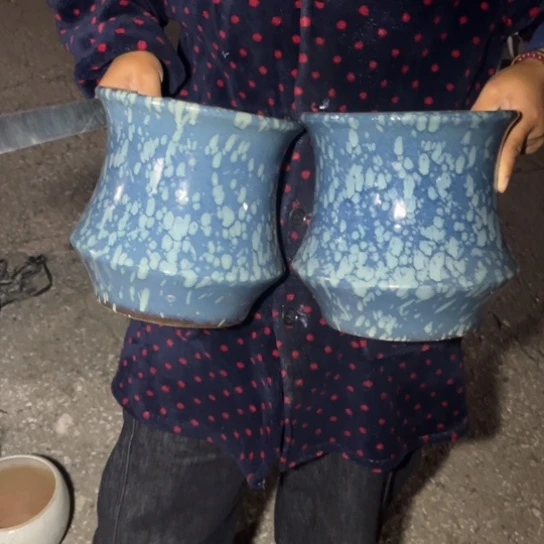 红陶20CM以下口19高20瑕疵