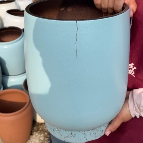 红陶20CM以下口20高31瑕疵