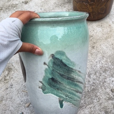 红陶20CM以下口19高31瑕疵