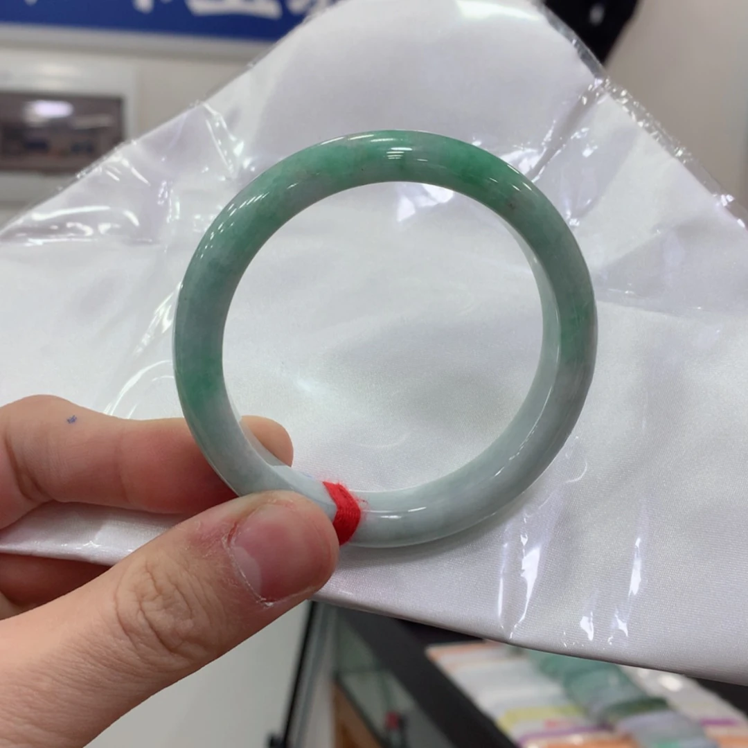 【闪购商品】翡翠手镯未镶嵌彤*