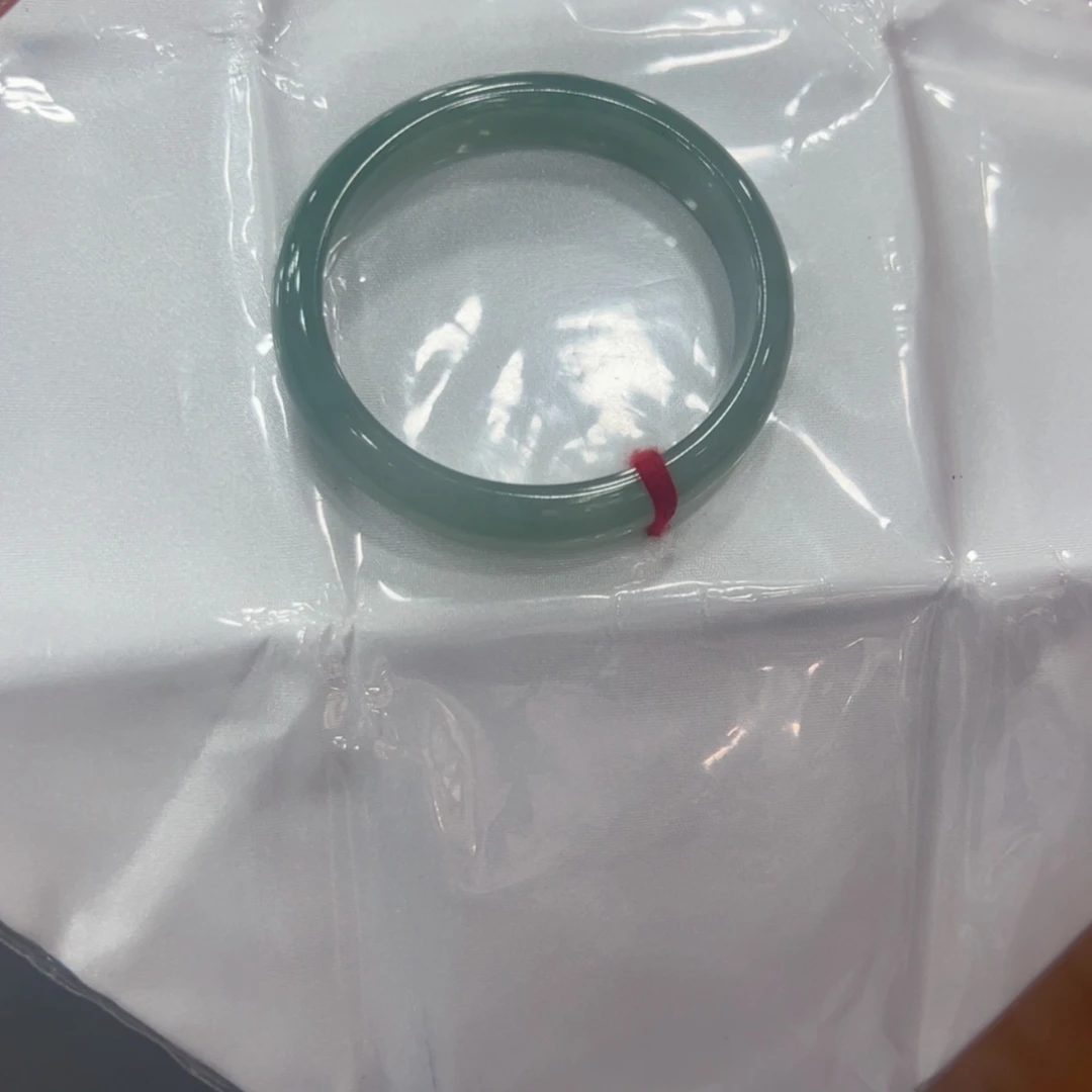 【闪购商品】翡翠手镯未镶嵌小*妹
