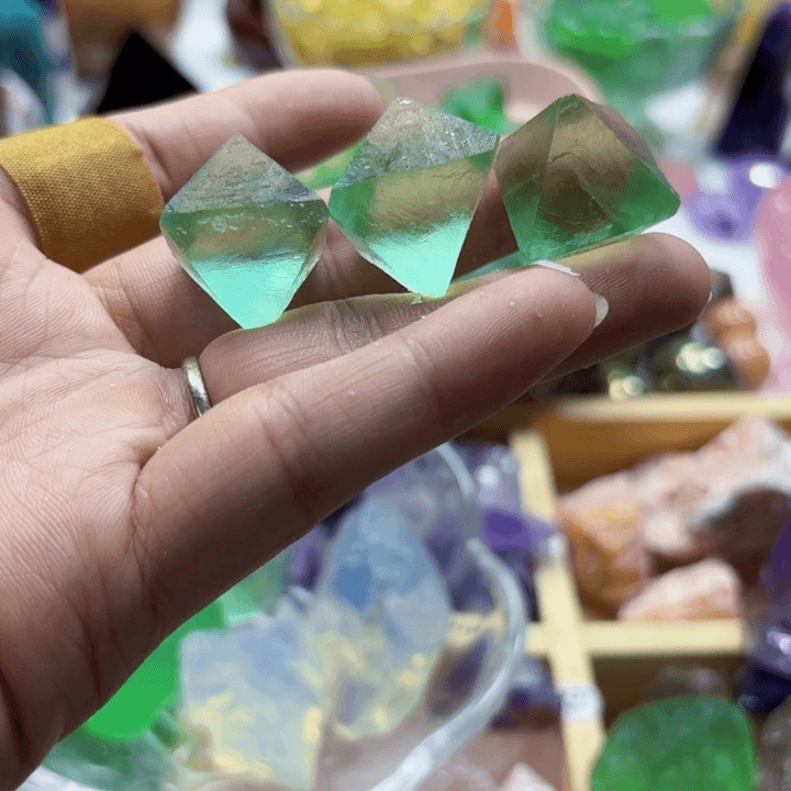 查罗石珠宝半成品合金