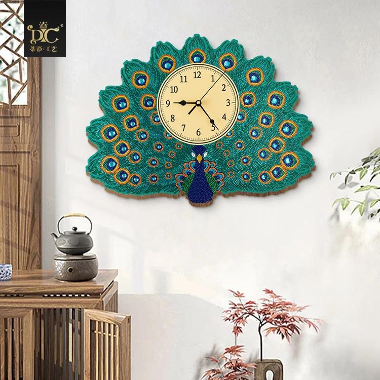DC/蒂彩孔雀开屏挂钟钟表钻石画满钻点贴钻十字绣手工diy孔雀钟表