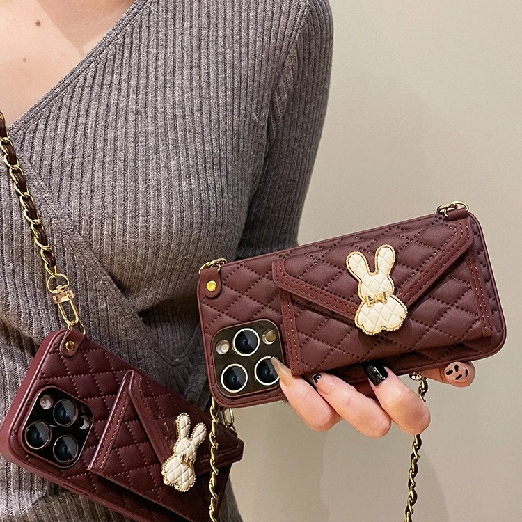 适用苹果14promax手机壳女新款iphone15背带斜挎绳保护套