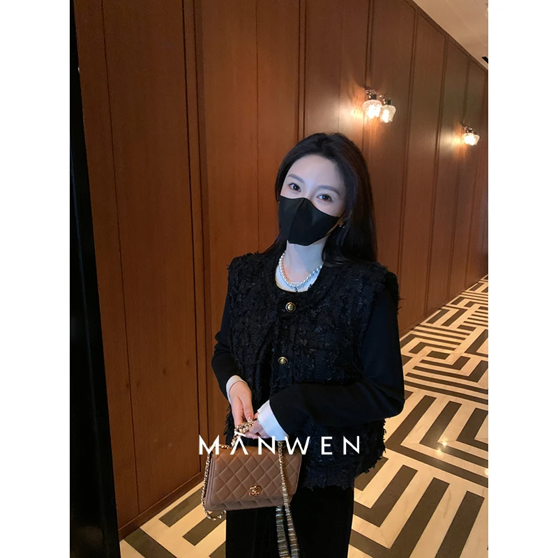 【曼文kiki】“罗拉小姐”保暖不臃肿！精致小香90鹅绒羽绒马甲MANA545