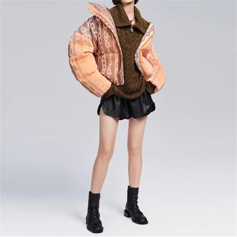 L400 联名主题纹样羽绒服