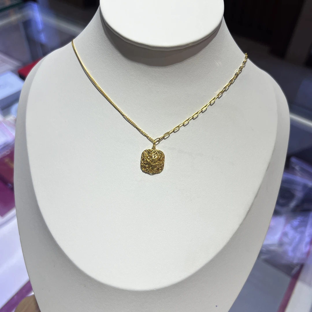 足金999 复古轻奢镂空糖果套链，精雕细琢，匠心独运，精致如你。
