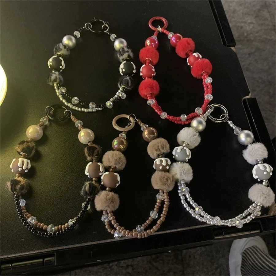 秋冬双链毛球彩绘串珠手链适用手机壳挂绳ins新款包包钥匙扣挂件