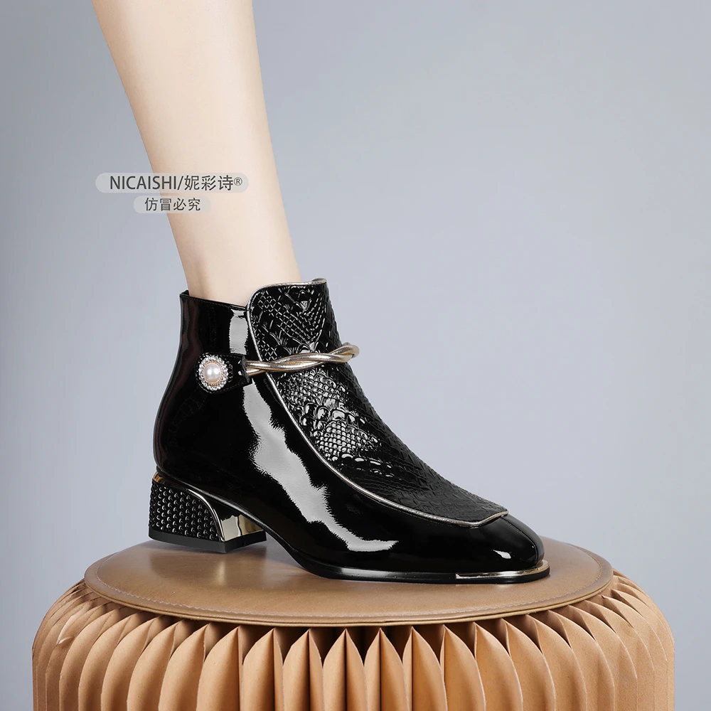 2024年新款欧美短筒马丁靴通勤粗跟加绒短靴舒适百搭保暖裸靴0633