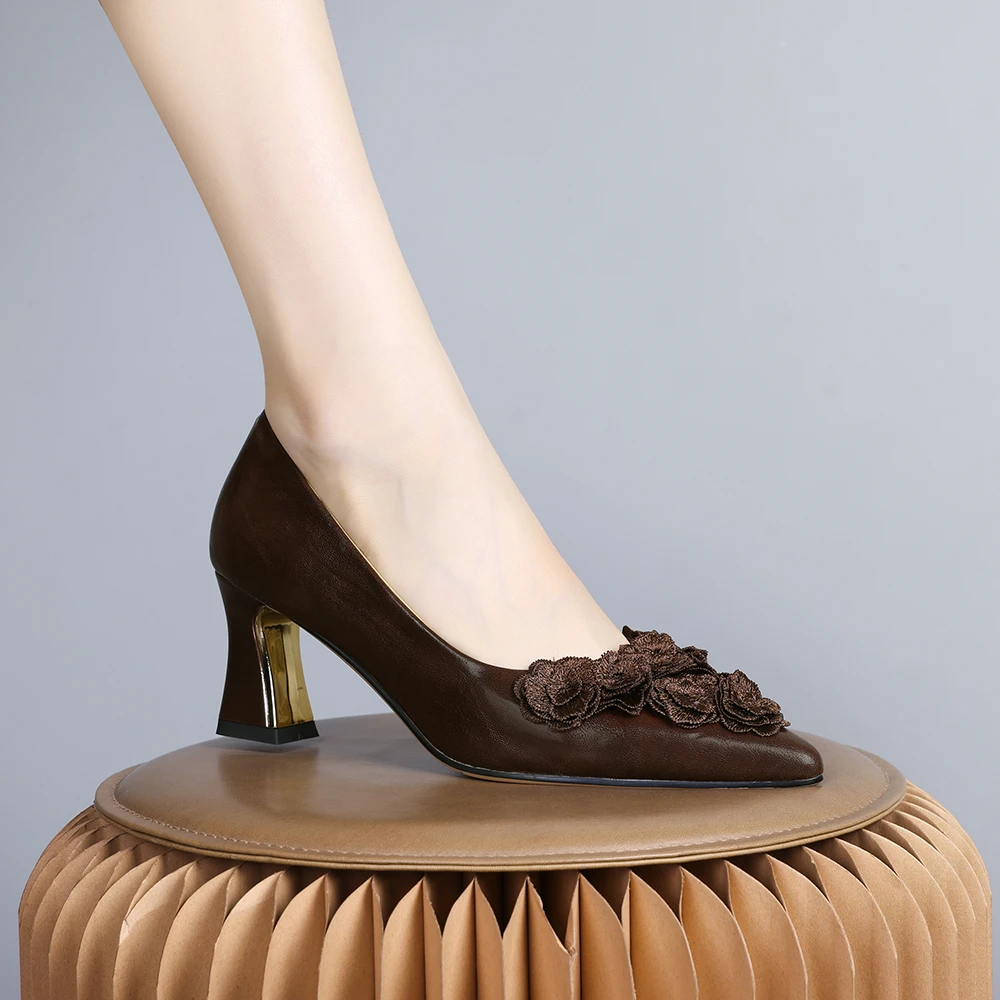 2024年新款欧美气质复古配裙子粗跟久站软底时尚气质仙女单鞋0121