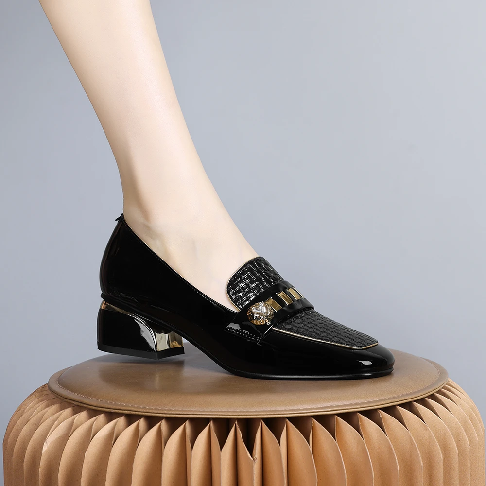 2024年新款英伦小皮鞋黑色乐福鞋一脚蹬百搭单鞋舒适低跟粗跟0089