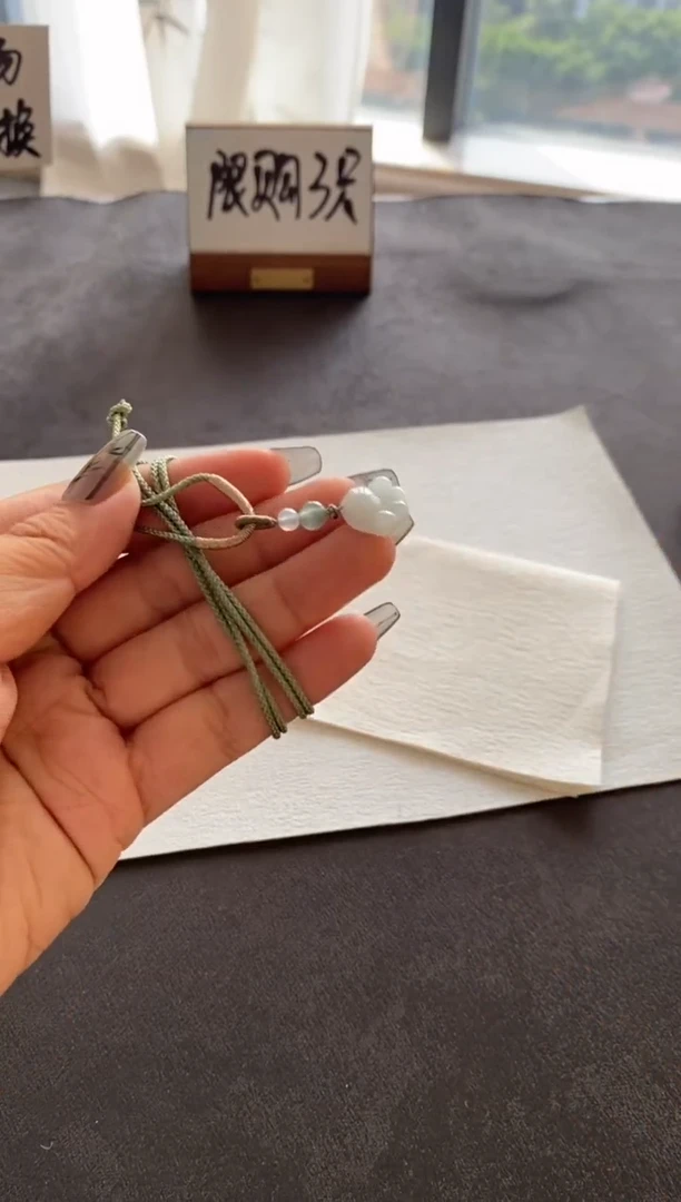 【闪购商品】翡翠吊坠(赠链)未镶嵌A5
