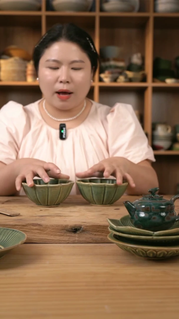 【闪购商品】新品绿色的菊花碗2个