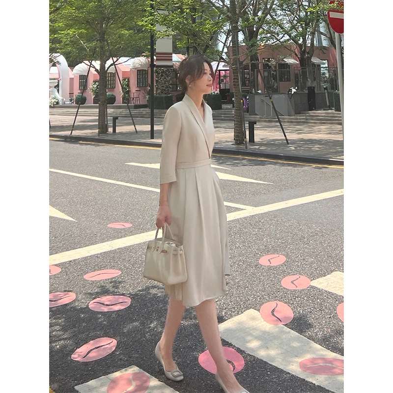 yiyi家|重塑经典|23姆米弹力重绉双排扣西装王妃同款BCSLQ049