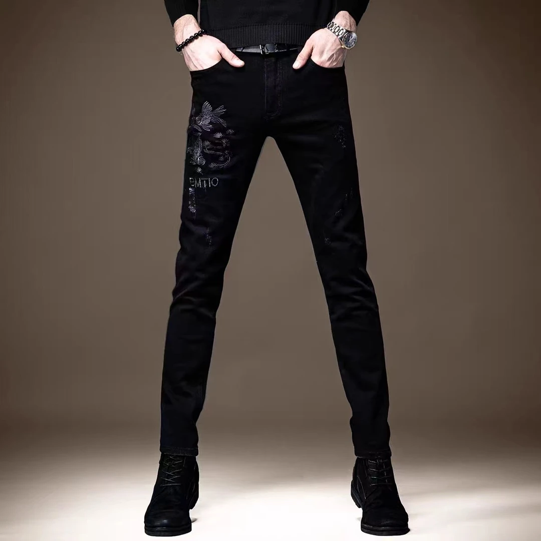 牛仔裤潮牌修身春秋高端欧美金鱼刺绣男士牛仔黑色小脚长裤子男潮