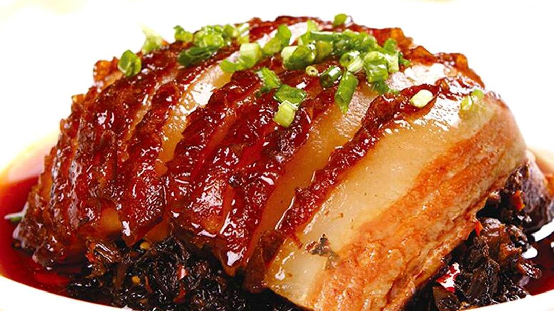 娜子老三样，烧肉丸子猪灌肠各一斤