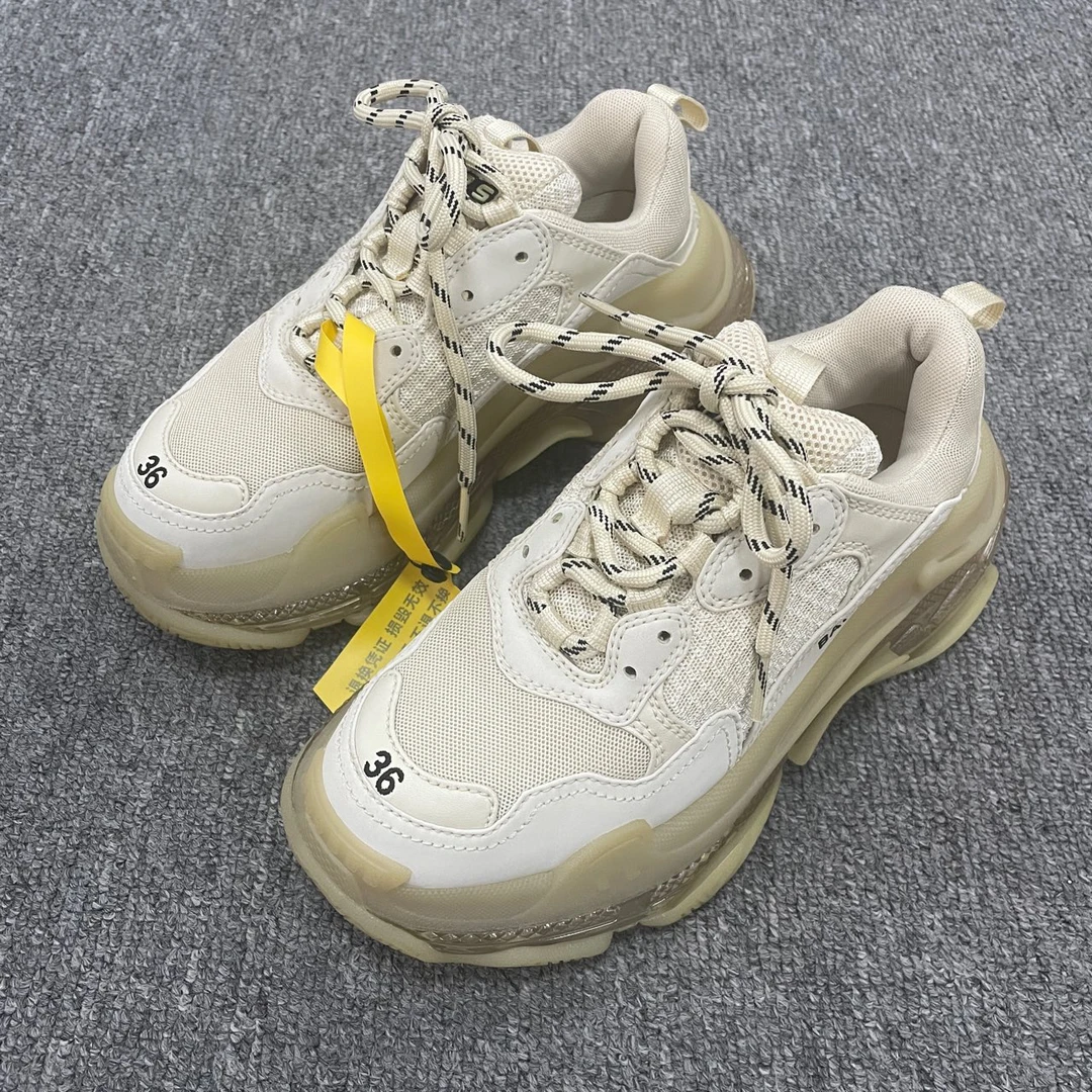 Balenciaga/巴黎世家 Triple S时尚低帮老爹鞋 36码/2320