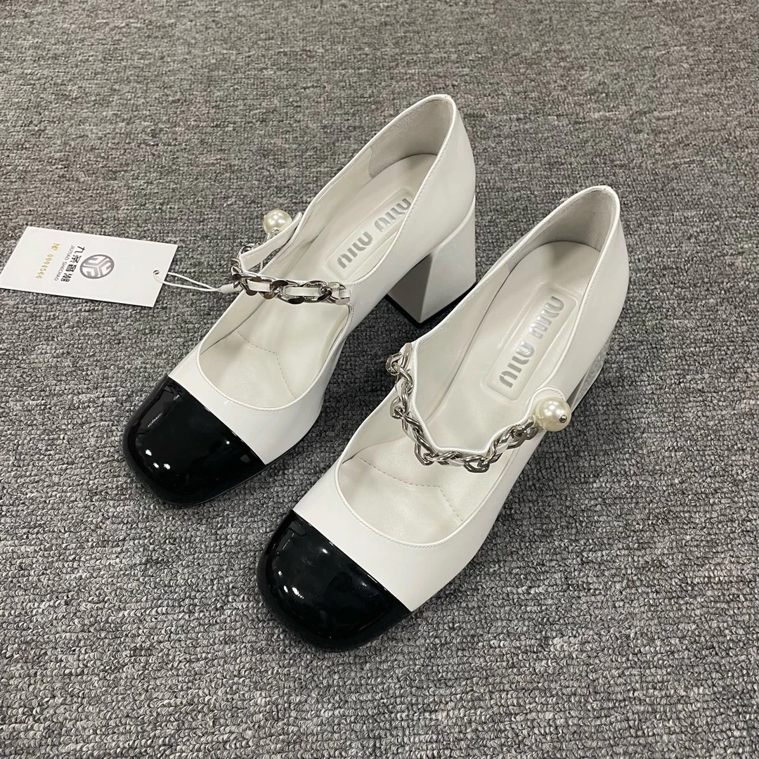 MIU MIU/缪缪 （有盒）金属链条粗跟高跟鞋 38码/4566