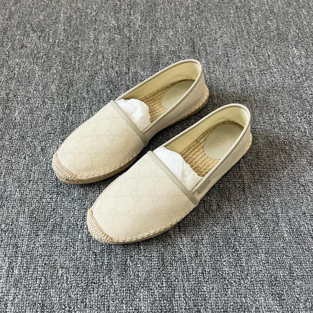 Gucci/古驰 渔夫平底休闲单鞋 尺码：37/1720