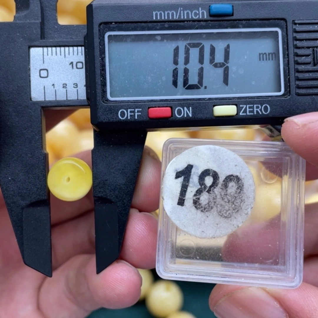 【闪购商品】琥珀裸石未镶嵌
