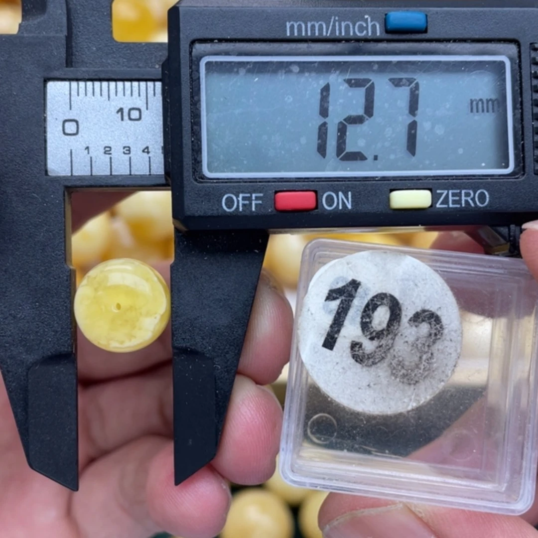 【闪购商品】琥珀裸石未镶嵌