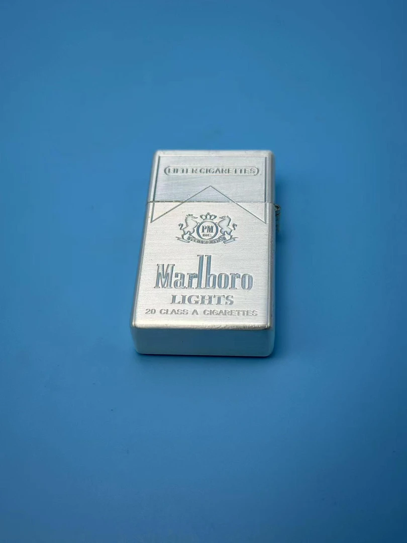 2071  万宝路小窄机  银色   打火机