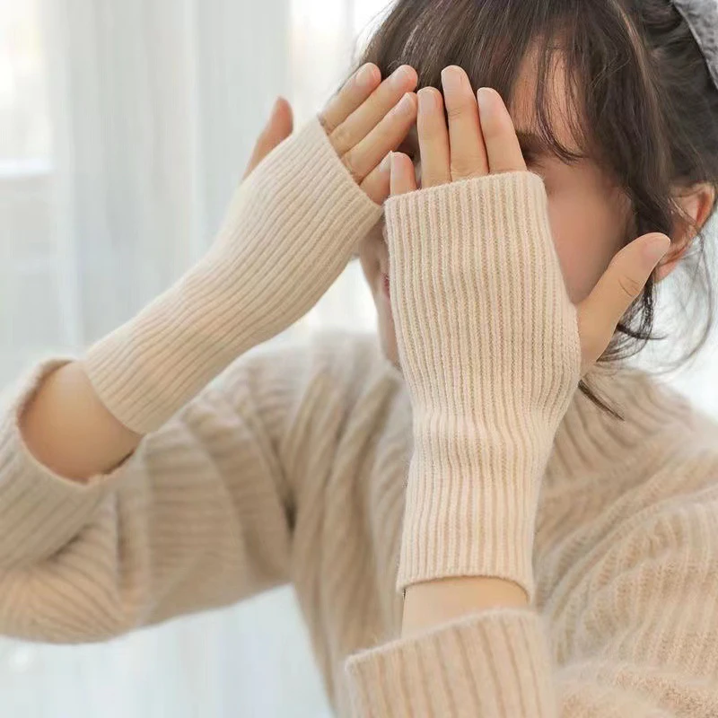［梦逸儿］半指毛线手套女秋冬季加厚保暖露指触屏针织写字手套