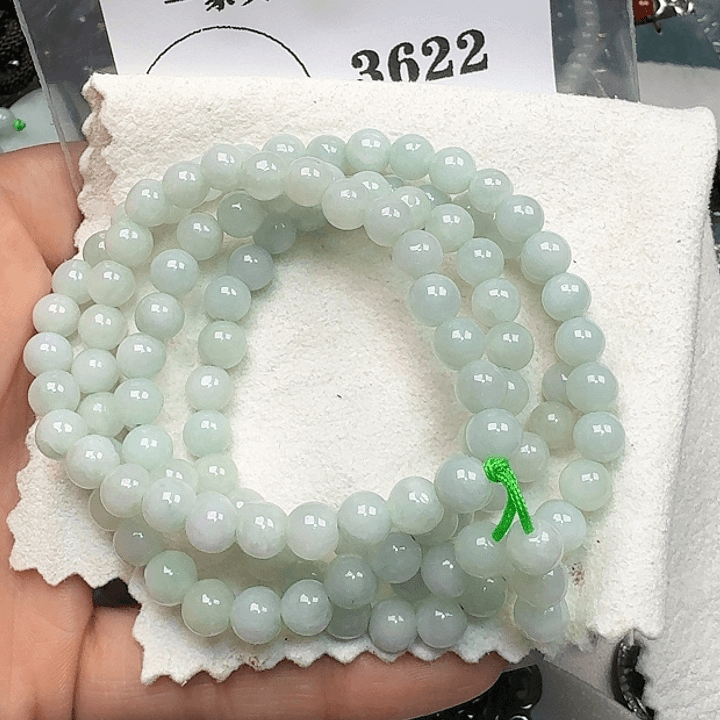 翡翠颈饰未镶嵌天然翡翠吊坠