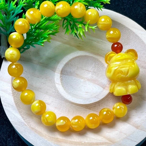 w097古巴新蜜飘花小熊手串8+