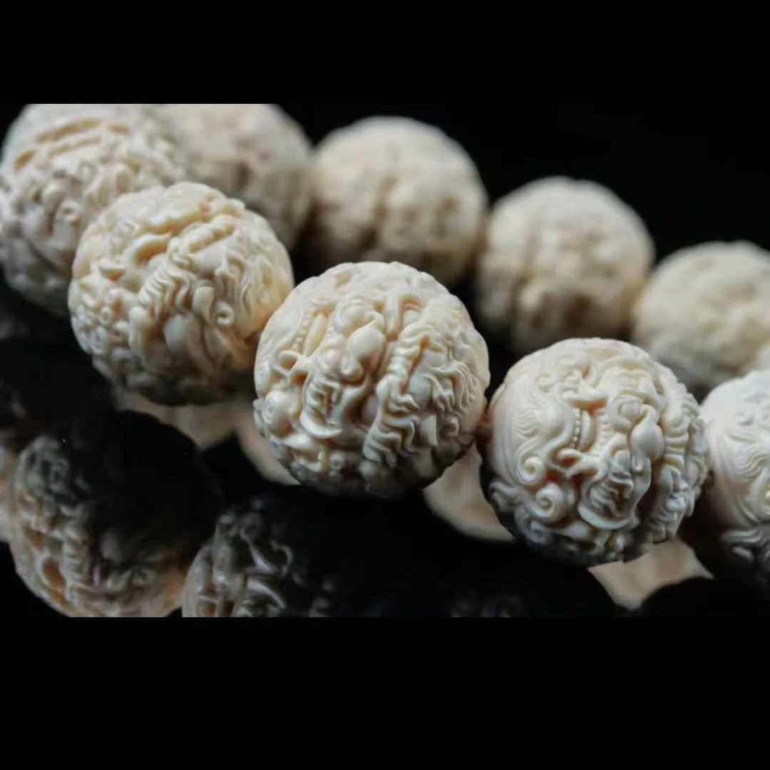霸王貔貅串菩提象牙果文玩盘玩雕刻（串好发）