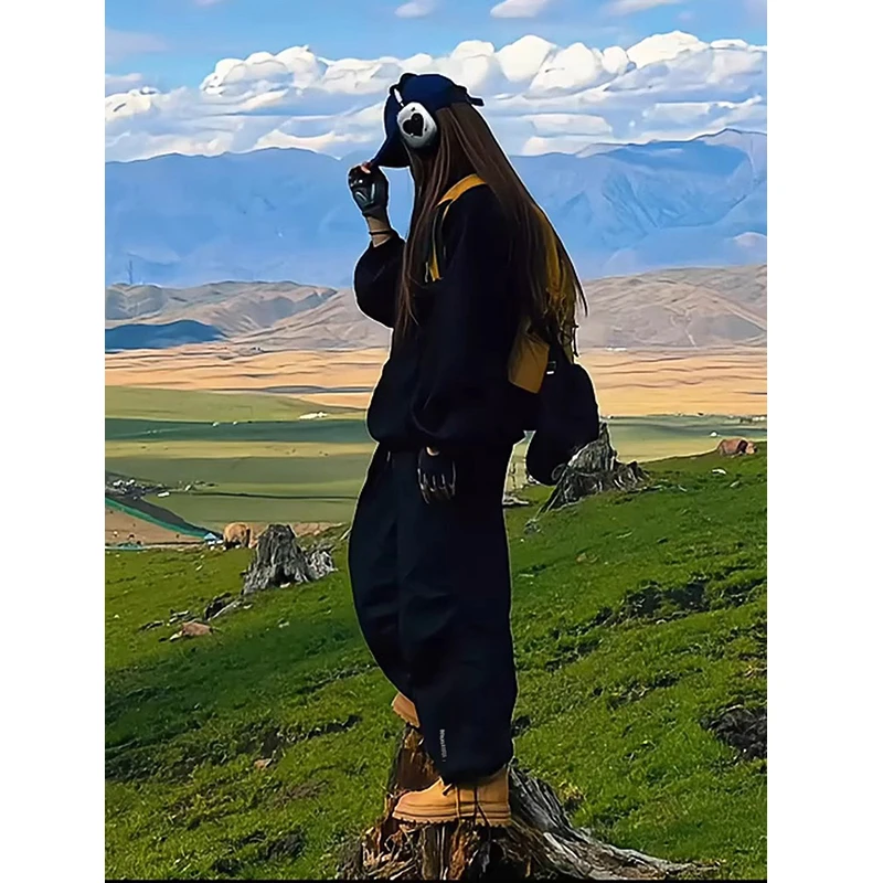 搭配马丁靴的裤子男秋冬款美式机能户外徒步登山裤加绒软壳冲锋裤