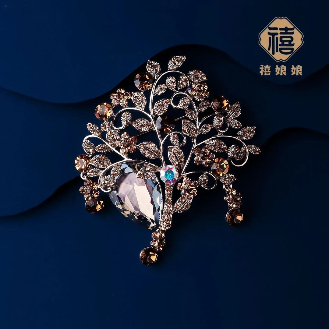 铜合金仿水晶胸针 禧娘娘经典时尚轻奢高档胸针-灰卡树花S1768