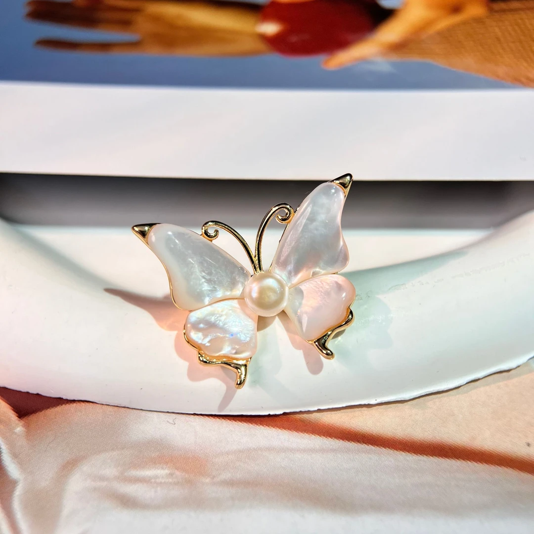 铜合金仿水晶胸针  禧娘娘小众手工时尚创意复古大衣胸针-S2978