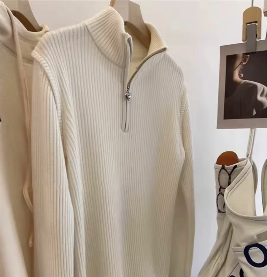 清-玲姐家杏色时髦小立领爱心扣半拉链竖纹针织衫毛衣293450