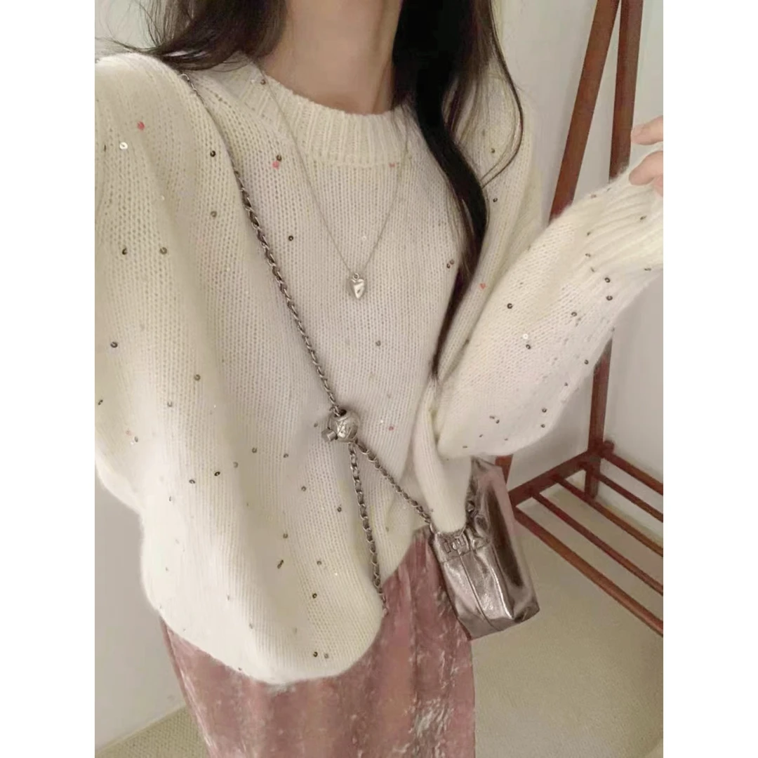 清-玲姐家软糯圆领亮片款米白针织毛衣243107