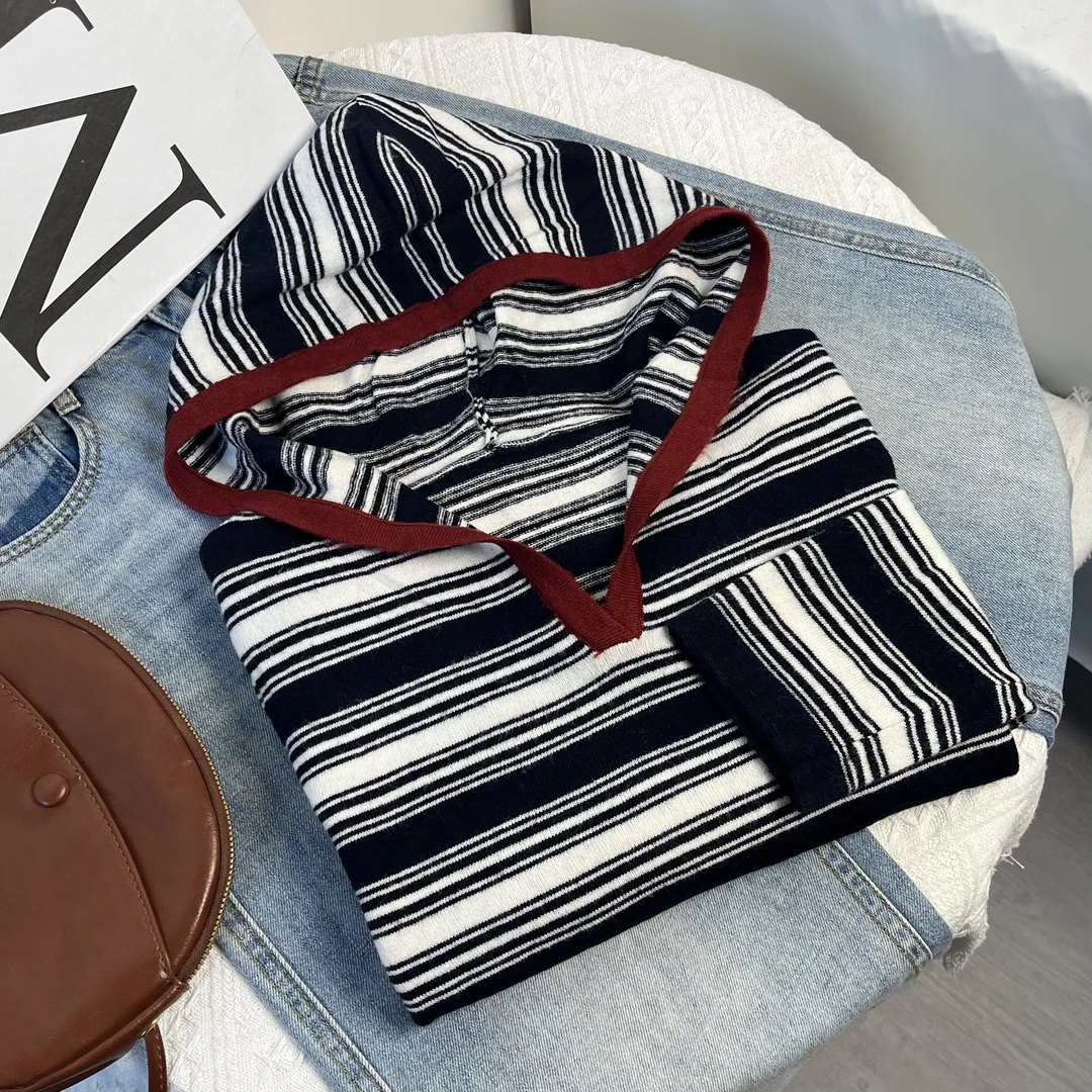 清-玲姐家连帽条纹字母款针织衫292757