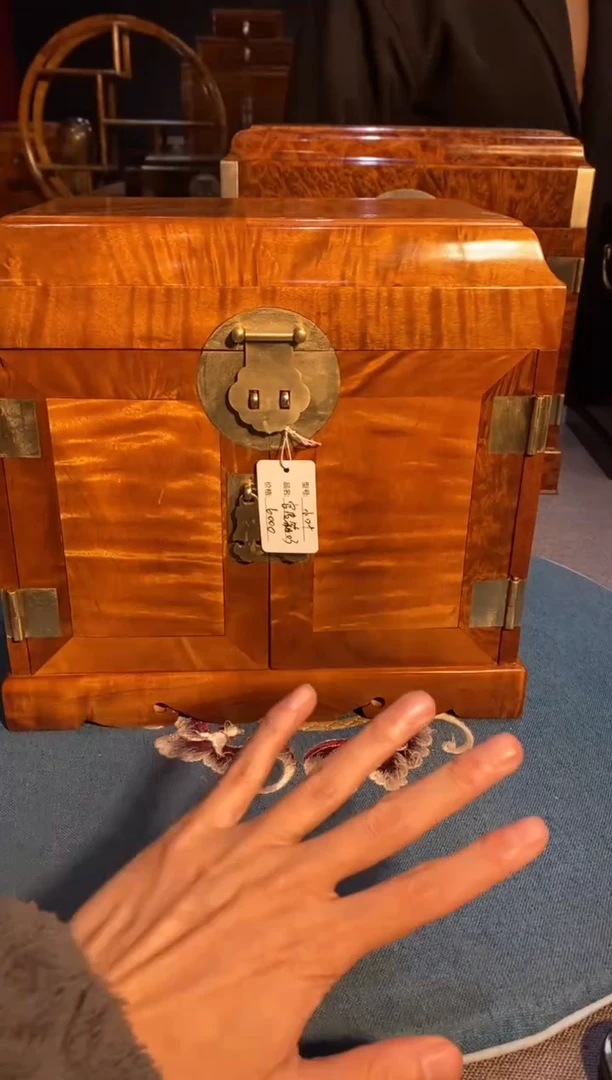 【闪购商品】乌木类成套家具金丝楠中号官皮箱  77  通货