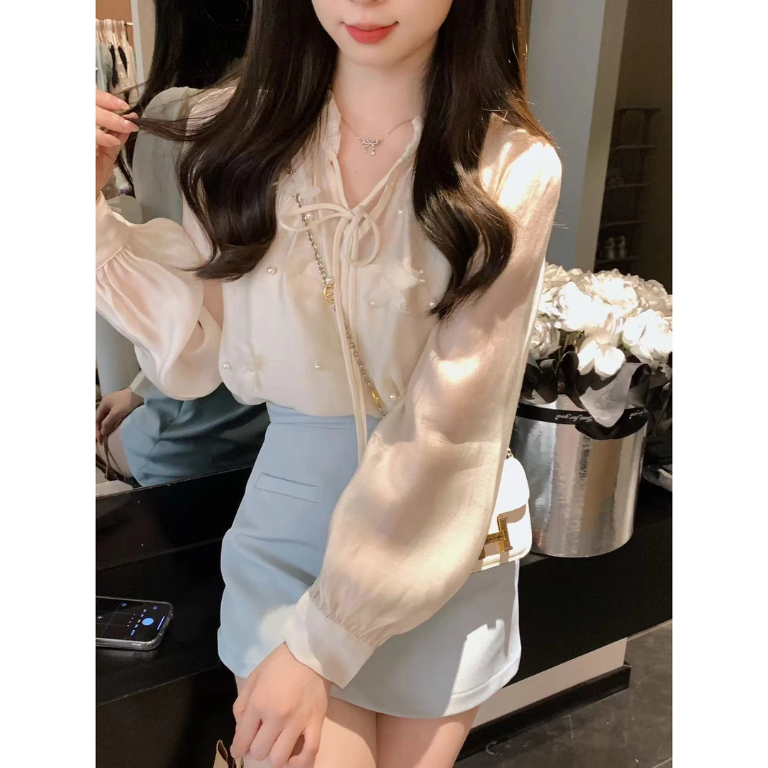 小奶盖 洋气小众温柔别致剪花蝴蝶两件套宽松上衣