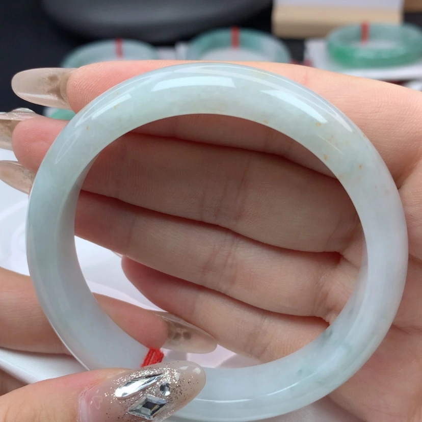【闪购商品】翡翠手镯未镶嵌60圈口
